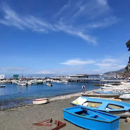 Apartment 'o Vuzze D'o Mast