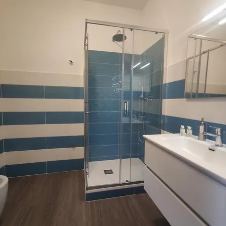'o Vuzze D'o Mast